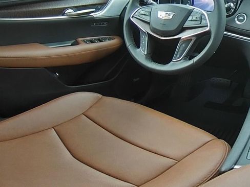 New 2025 Cadillac XT5 Premium Luxury w/ Technology Package image 12
