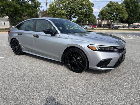 Used 2022 Honda Civic Sport image 4