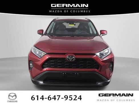 Used 2020 Toyota RAV4 XLE w/ Convenience Package AWD/4WD image 3