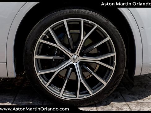 Used 2023 Maserati Grecale Modena AWD/4WD image 22