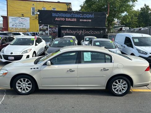 Used 2011 Buick Lucerne CXL w/ Driver Confidence Package image 7