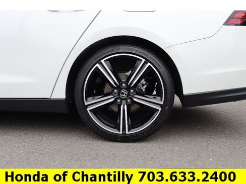 Used 2025 Honda Accord Sport image 28