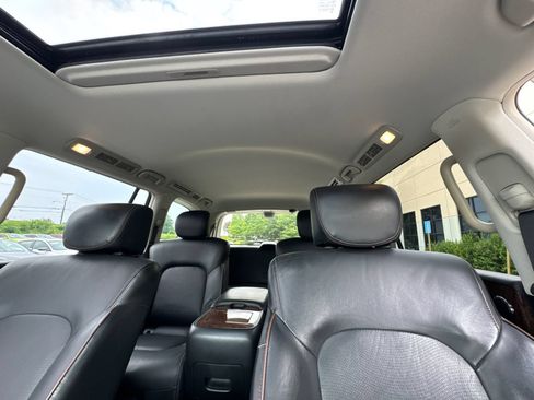 Used 2019 Nissan Armada Platinum w/ Captain's Chairs Package RWD image 33