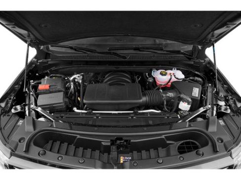 Used 2024 Chevrolet Suburban LT image 12