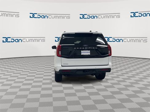 Used 2025 Ford Expedition Active image 7