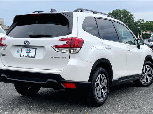 Certified 2024 Subaru Forester Premium AWD/4WD image 14