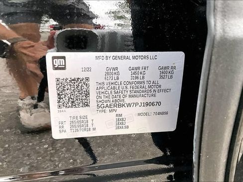 Used 2023 Buick Enclave Essence FWD image 14