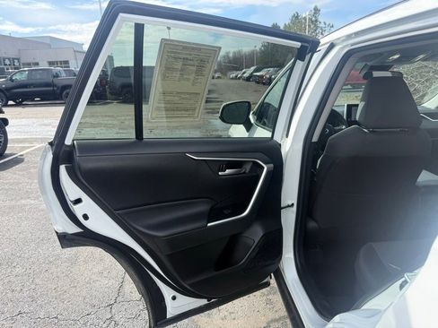 Used 2023 Toyota RAV4 XLE image 30