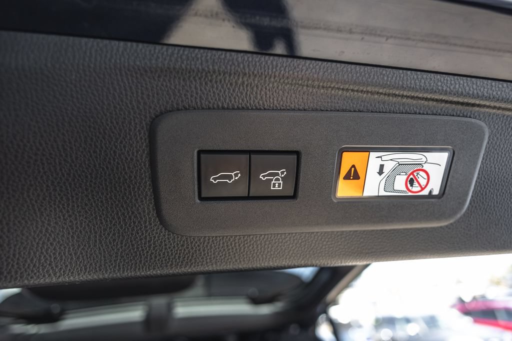 Used 2024 Lexus GX 550 w/ Accessory Package (Z1) AWD/4WD image 33