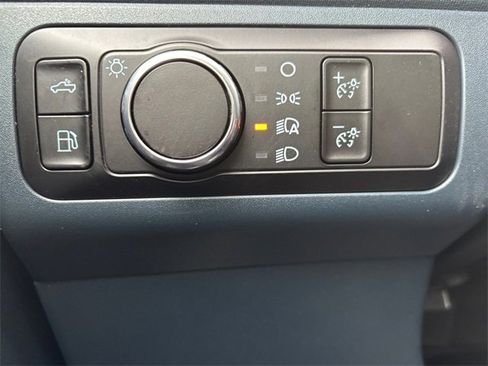 New 2025 Ford Maverick XL w/ Equipment Group 101A image 17