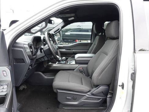 Used 2024 Ford F150 XLT w/ XLT Black Appearance Package AWD/4WD image 18