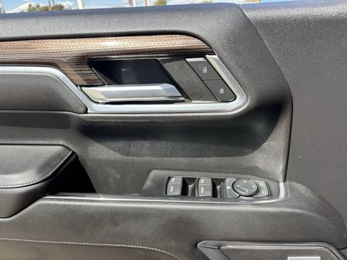 Used 2023 Chevrolet Silverado 1500 RST w/ Convenience Package II AWD/4WD image 19