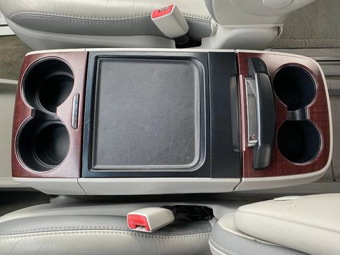 Used 2012 Toyota Sienna Limited w/ Premium Pkg image 19