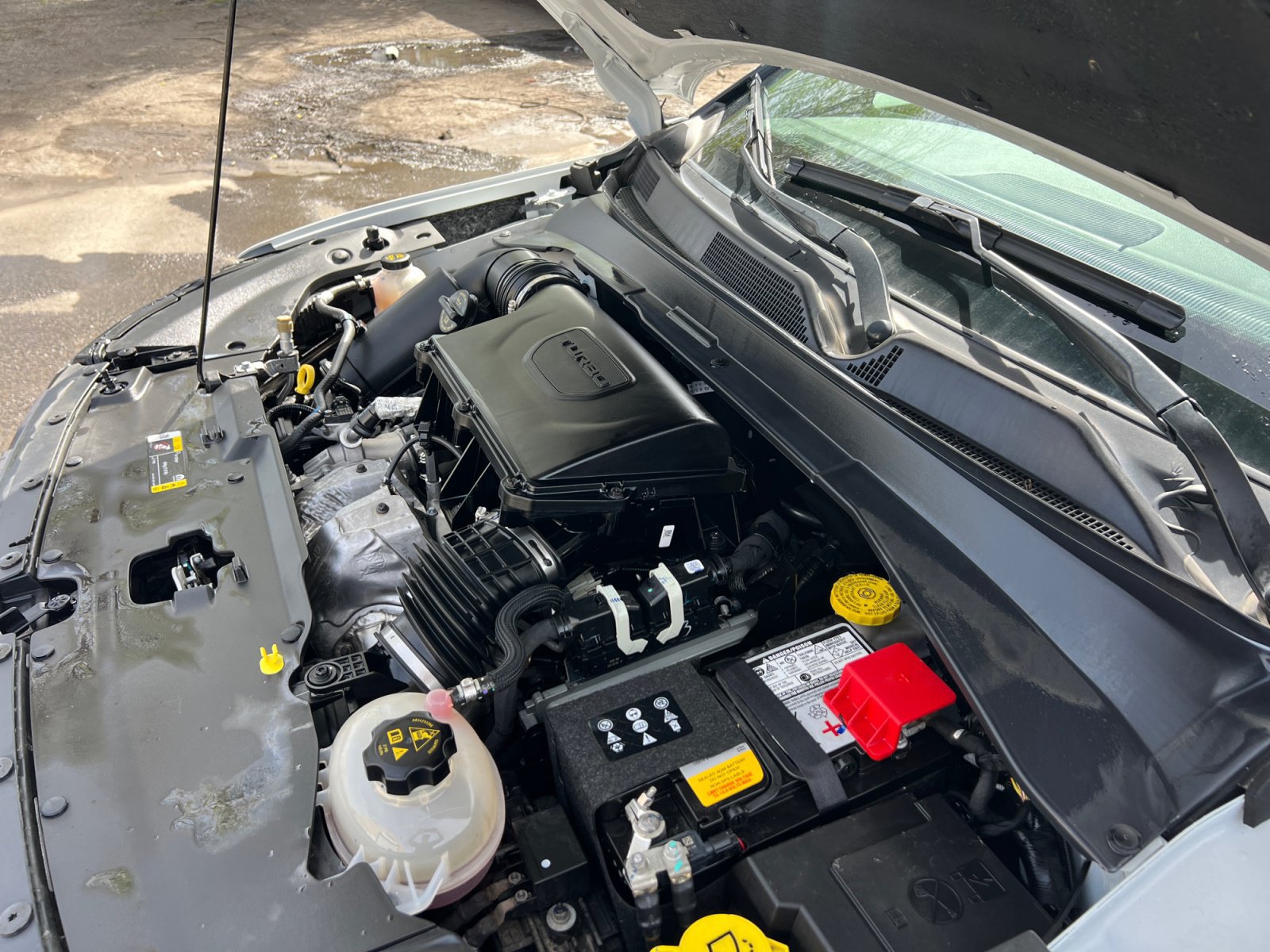 Used 2024 Jeep Compass Trailhawk AWD/4WD image 35