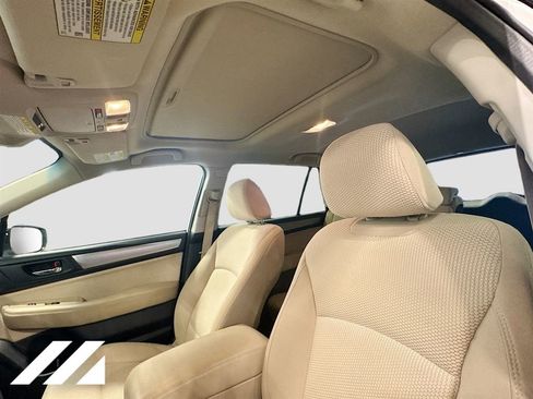Used 2019 Subaru Outback 2.5i Premium AWD/4WD image 23
