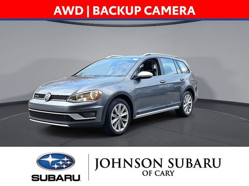 Used 2017 Volkswagen Golf Alltrack SE image 4