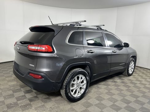 Used 2014 Jeep Cherokee Latitude w/ Cold Weather Group image 5