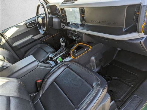 Used 2022 Ford Bronco Badlands image 21
