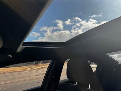 Certified 2023 Dodge Charger SXT w/ Blacktop Special Edition image 38