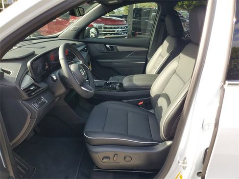 Certified 2026 Buick Enclave Preferred image 18