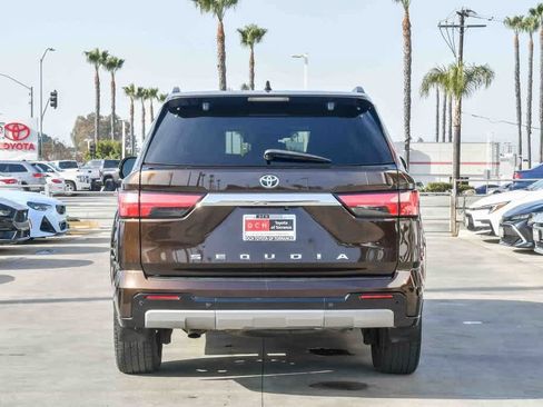 Used 2023 Toyota Sequoia Limited image 8
