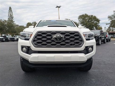 Used 2023 Toyota Tacoma TRD Sport image 9