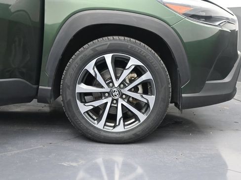 Used 2023 Toyota Corolla Cross XLE w/ Convenience Package AWD/4WD image 38