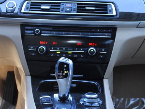 Used 2013 BMW 740Li image 12