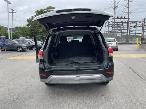 Used 2015 Nissan Pathfinder S FWD image 13