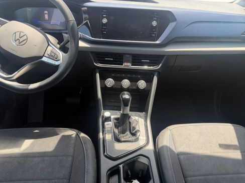 Certified 2023 Volkswagen Taos SE w/ Black Wheel Package FWD image 11