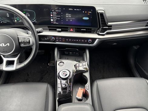 Used 2024 Kia Sportage EX w/ EX Premium Package image 18