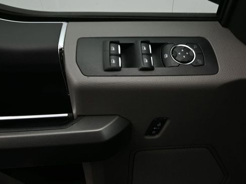 Used 2015 Ford F150 XLT w/ Equipment Group 301A Mid image 17