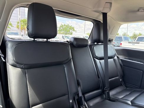 Certified 2025 Ford Expedition Platinum AWD/4WD image 34