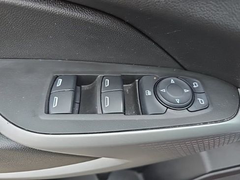 Used 2024 Chevrolet Trax LS w/ LS Convenience Package image 21