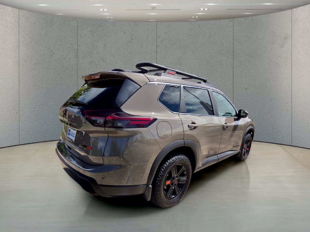 Used 2026 Nissan Rogue SV w/ Rock Creek Premium Package AWD/4WD image 5