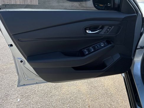 Used 2025 Honda Accord Touring image 10