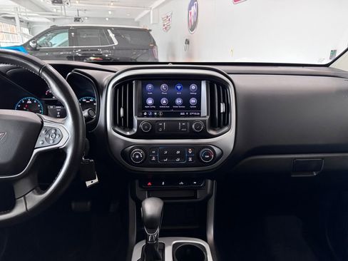 Certified 2022 Chevrolet Colorado LT w/ LT Convenience Package image 17