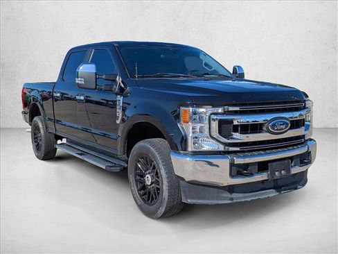 Used 2020 Ford F250 XL w/ STX Appearance Package image 3