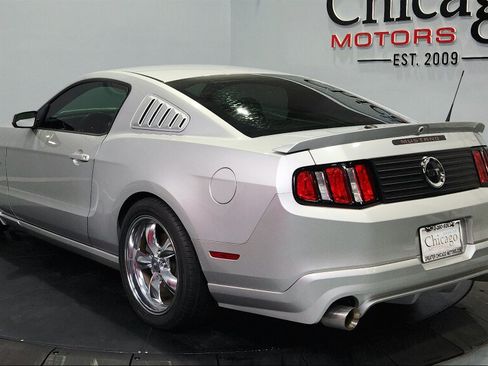 Used 2010 Ford Mustang GT Premium RWD image 9