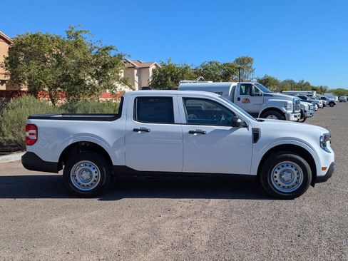 New 2025 Ford Maverick XL w/ Equipment Group 102A image 32