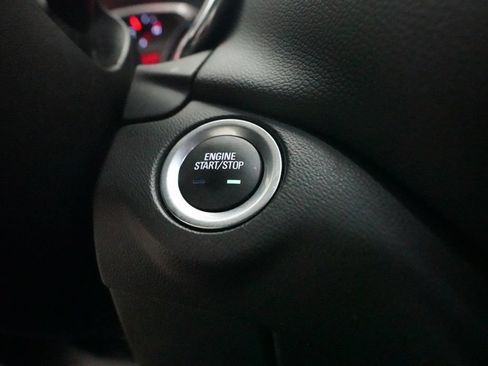 Used 2022 Chevrolet Equinox LT FWD image 30