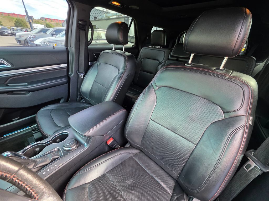 Used 2016 Ford Explorer Sport w/ Equipment Group 401A AWD/4WD image 13