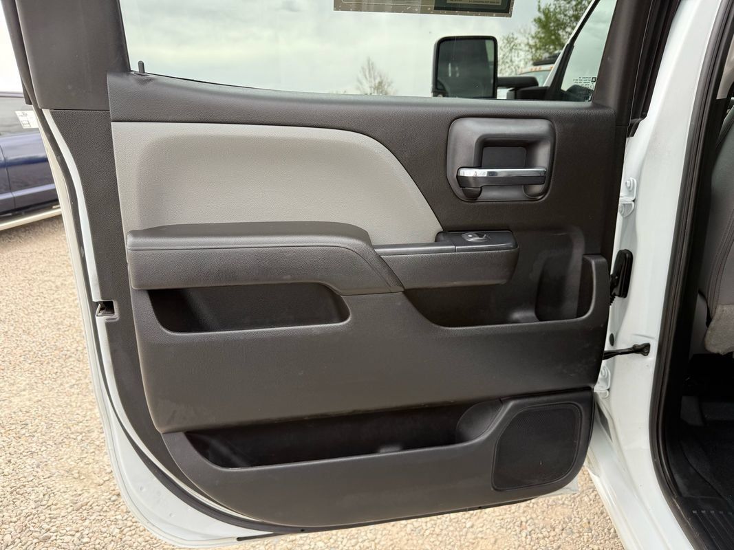 Used 2019 Chevrolet Silverado 2500 W/T w/ WT Convenience Package AWD/4WD image 22