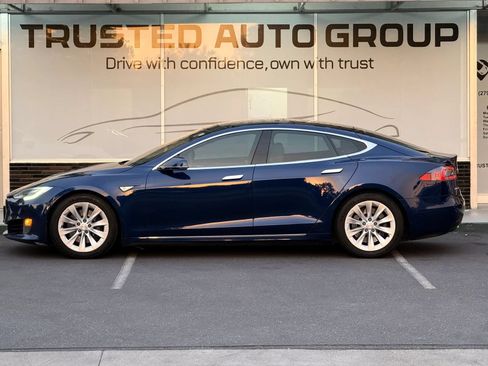 Used 2016 Tesla Model S 75D AWD/4WD image 9