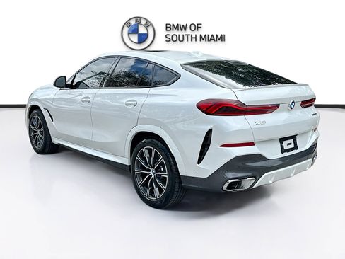 Certified 2025 BMW X6 xDrive40i w/ Parking Assistance Package image 5