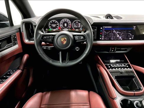 New 2026 Porsche Cayenne S AWD/4WD image 13