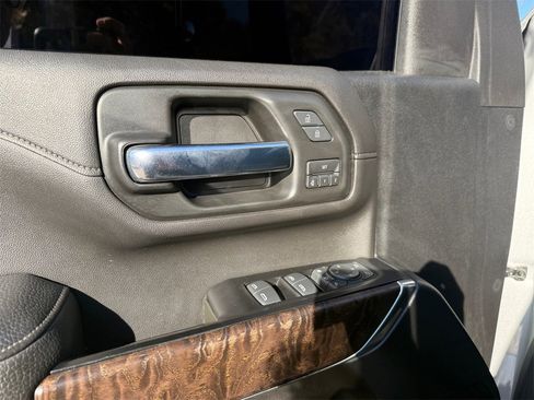 Used 2020 GMC Sierra 2500 Denali w/ Denali Ultimate Package image 19