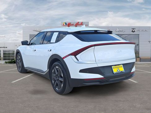 Used 2025 Kia EV6 Light RWD image 3