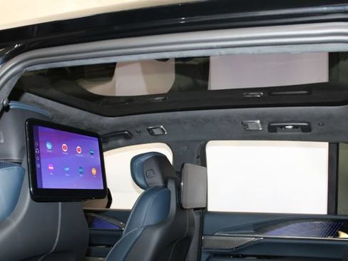 Certified 2025 Cadillac Escalade IQ Sport 2 w/ LPO, ONYX Package AWD/4WD image 12