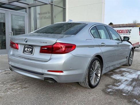 Used 2019 BMW 540i 540i image 3